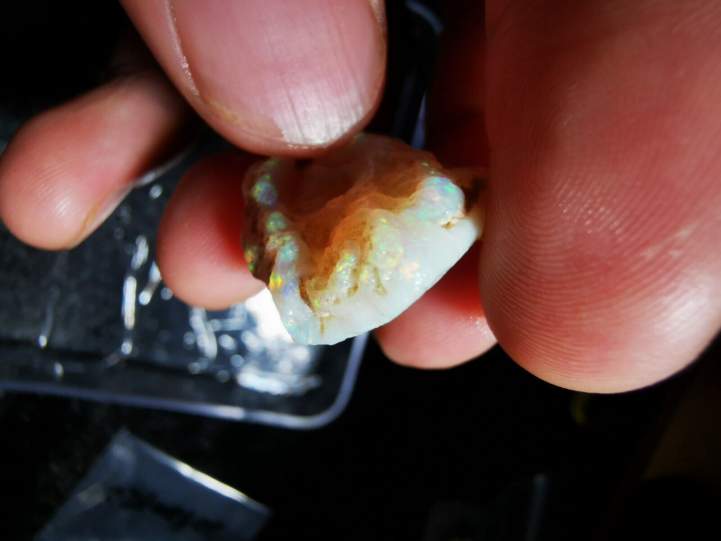 20.85 Carats Solid Rough Coober Pedy Opal Piece with Beautiful Colour
