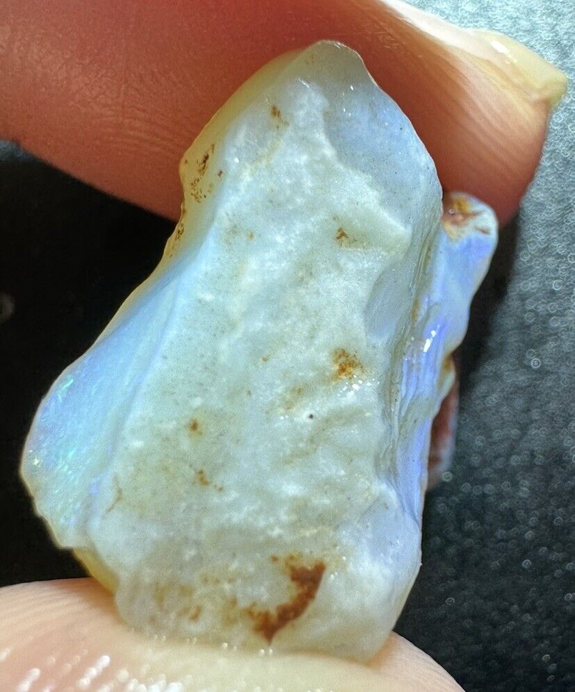 18.36 Carats Solid Rough Coober Pedy Opal Piece with Beautiful Colour