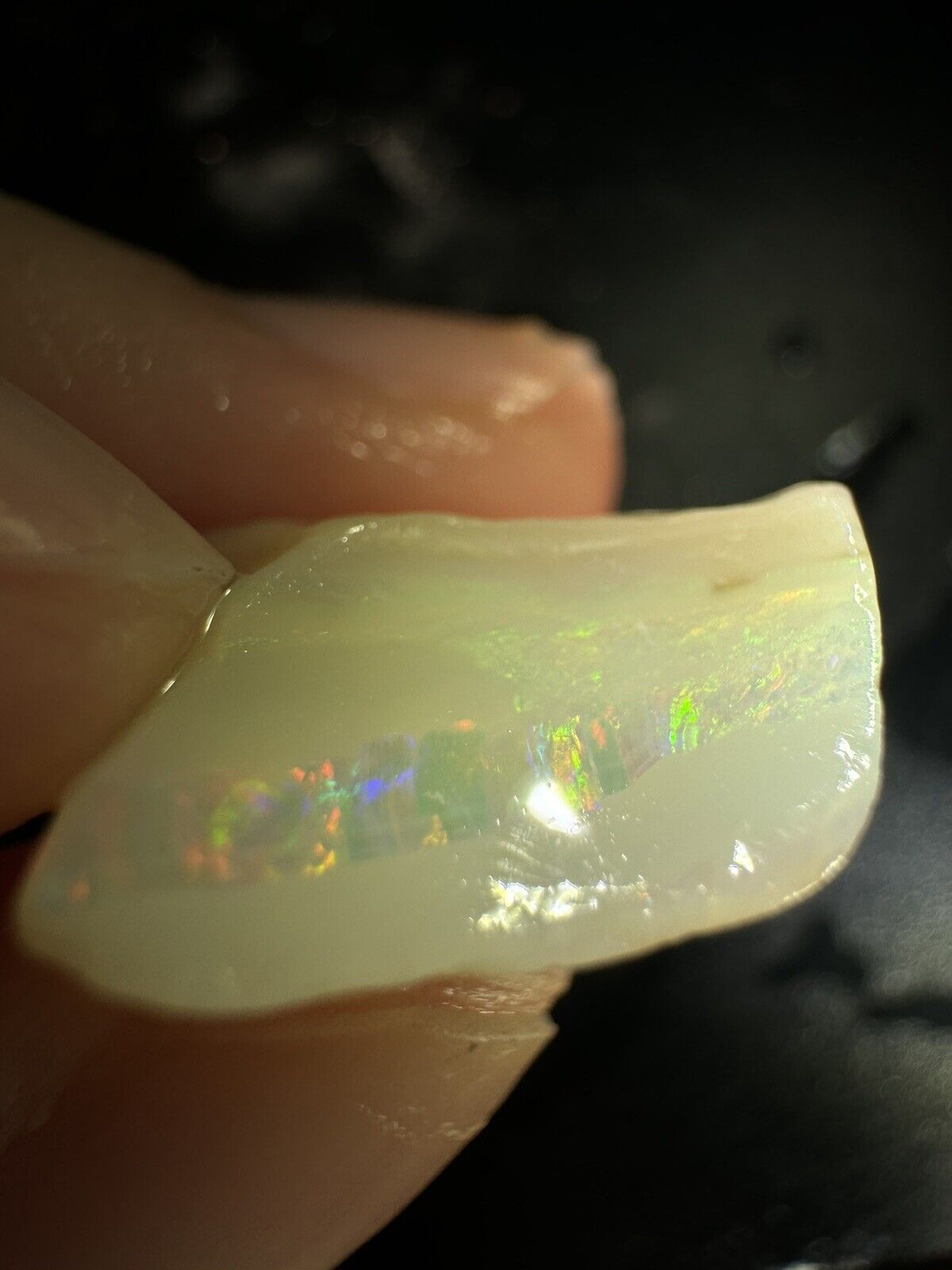 15 Carats Solid Rough Coober Pedy Opal Piece with Beautiful Colour B1