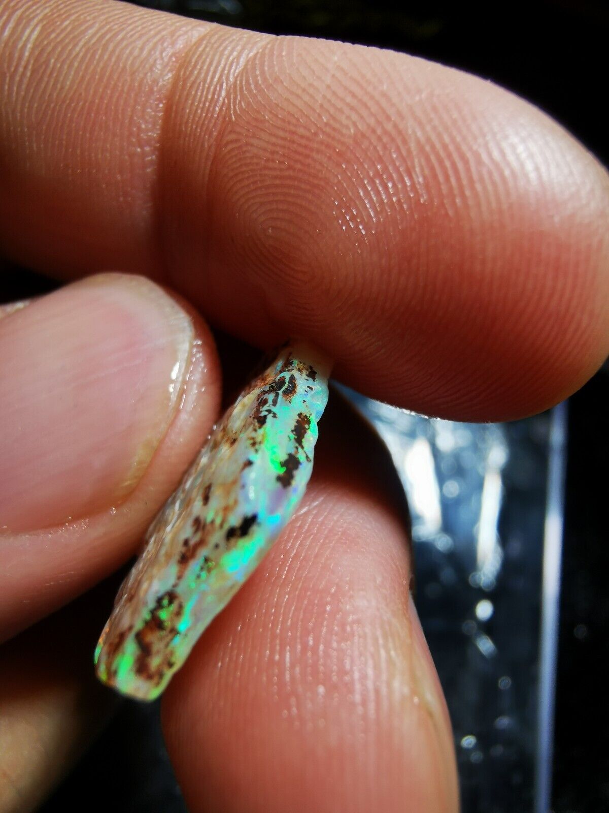 7.3 Carats Solid Rough Coober Pedy Opal Piece with Beautiful Colour