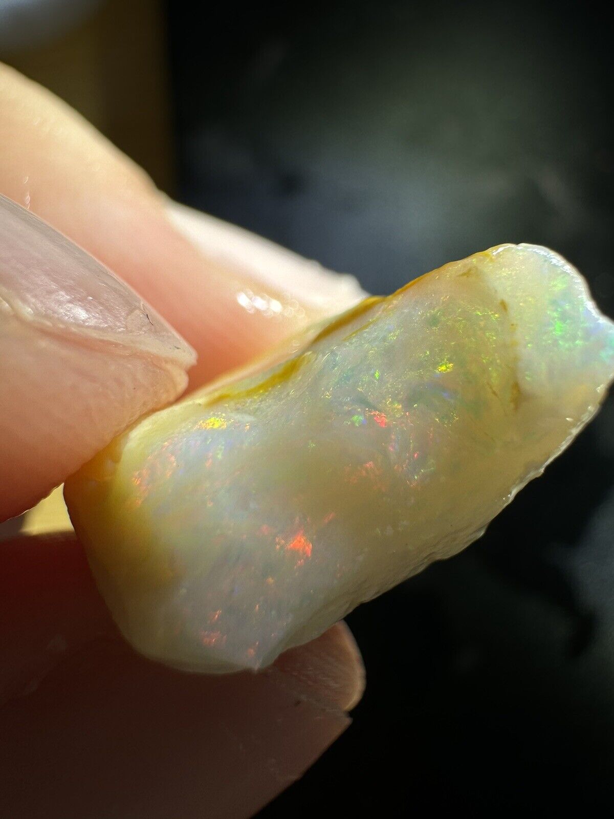 7.7 Carats Solid Rough Coober Pedy Opal Piece with Beautiful Colour B1