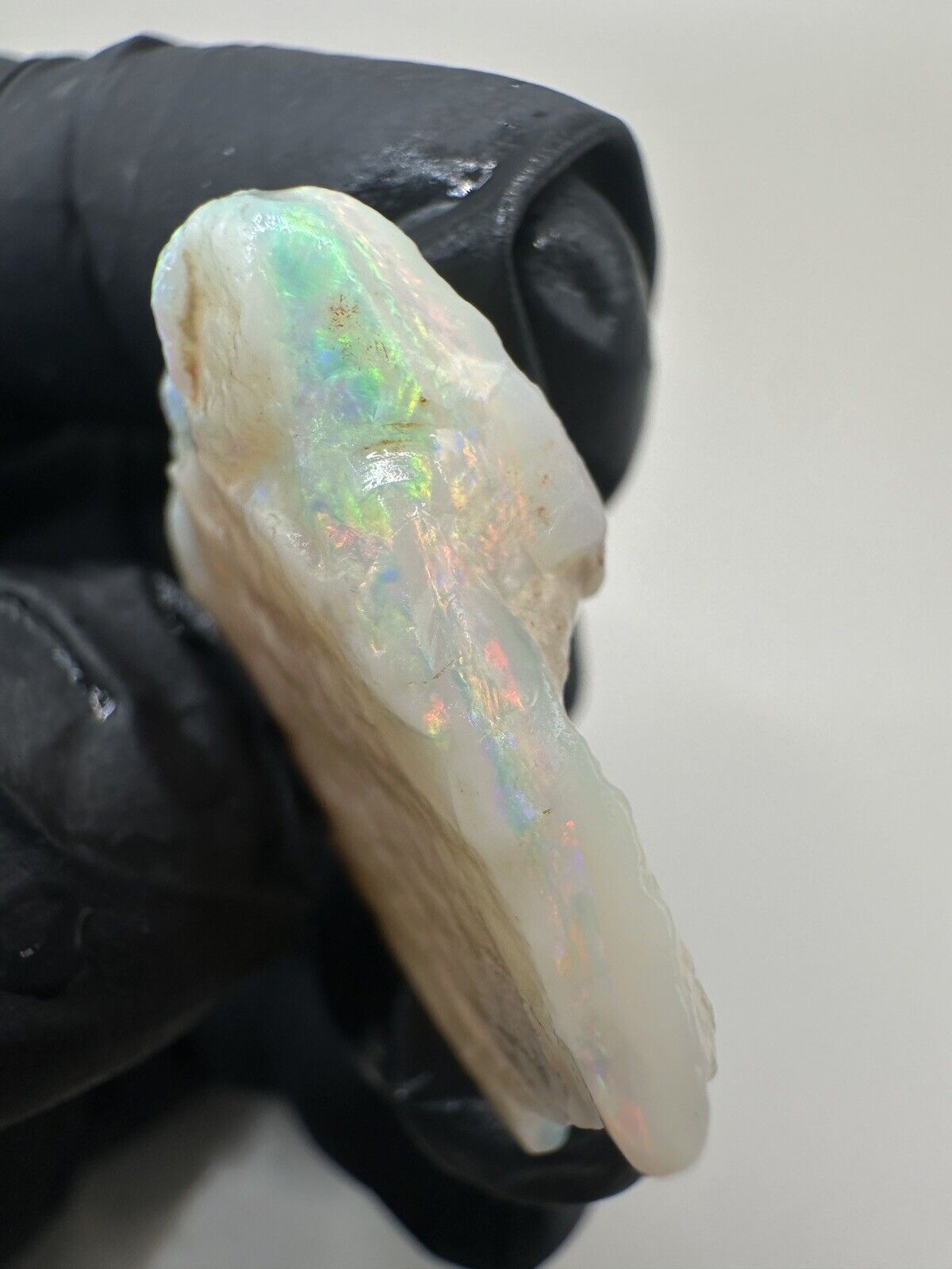 35 Carats Solid Rough Coober Pedy Crystal Opal Piece with Beautiful Colour
