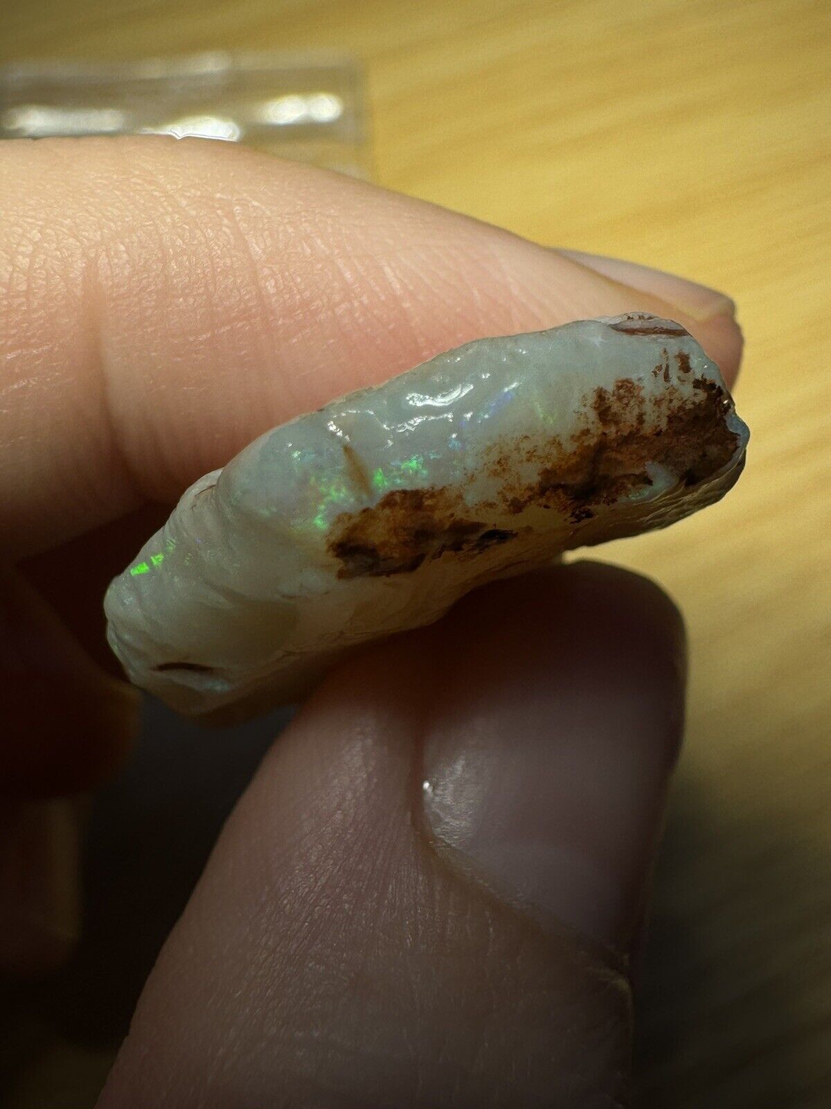 19.2 Carats Solid Rough Coober Pedy Opal Piece with Beautiful Colour B1