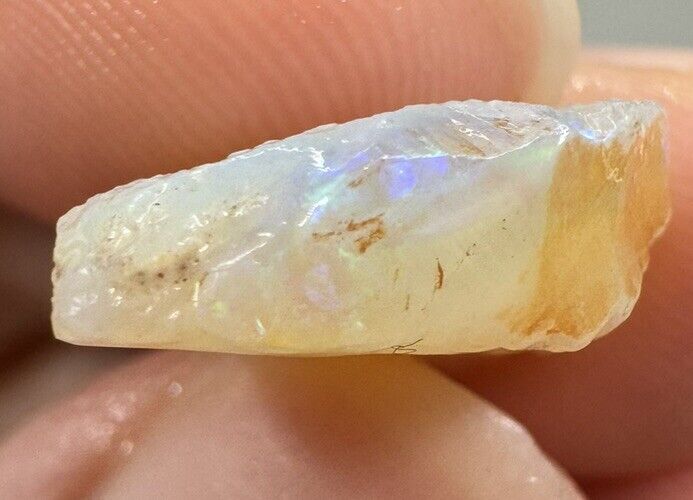 5.6 Carats Solid Rough Coober Pedy Opal Piece with Beautiful Colour