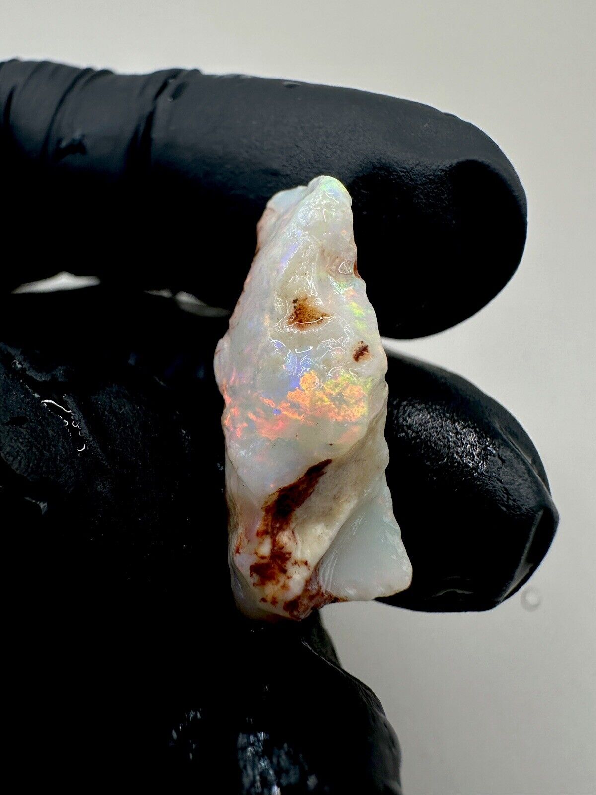 17.7 Carats Solid Rough Coober Pedy Crystal Opal Piece with Beautiful Colour