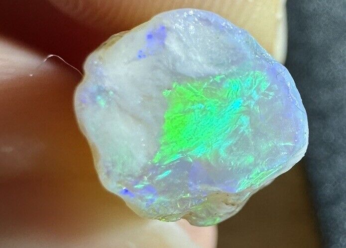 8.6 Carats Solid Rough Coober Pedy Opal Piece with Beautiful Colour