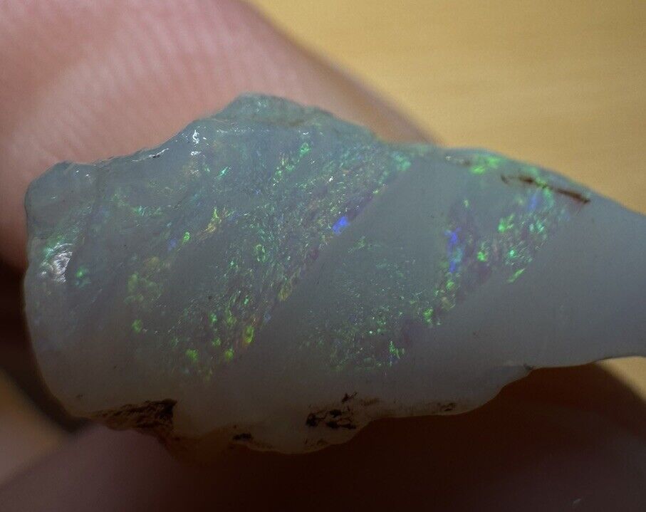 10 Carats Solid Rough Coober Pedy Opal Piece with Beautiful Colour B1