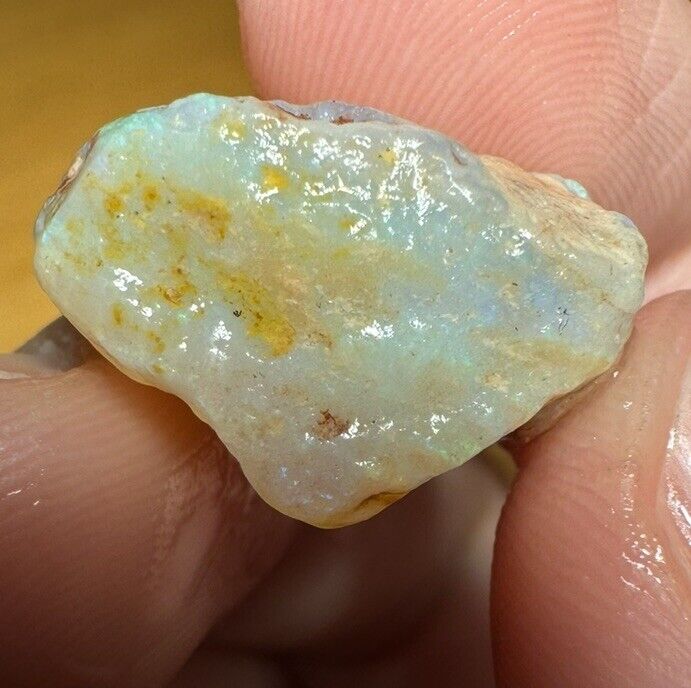 17.7 Carats Solid Rough Coober Pedy Opal Piece with Beautiful Colour B1