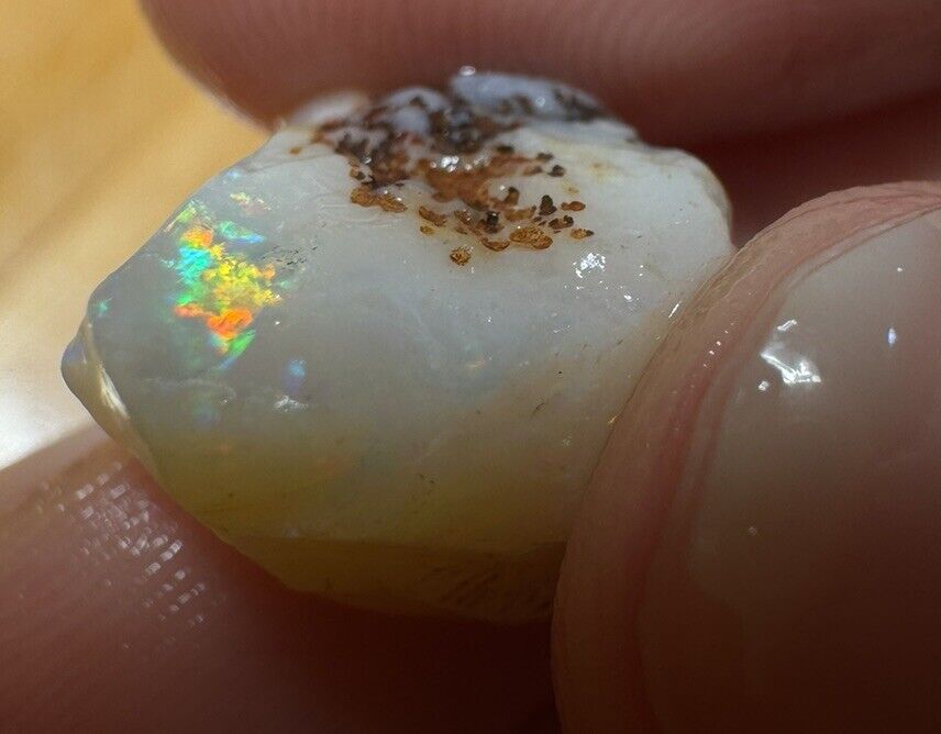 7.8 Carats Solid Rough Coober Pedy Opal Piece with Beautiful Colour B1 shell