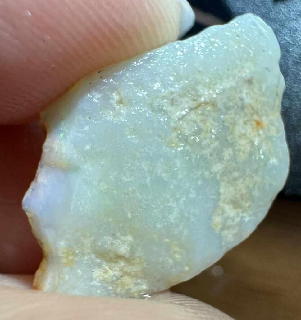 7 Carats Solid Rough Coober Pedy Opal Piece with Beautiful Colour