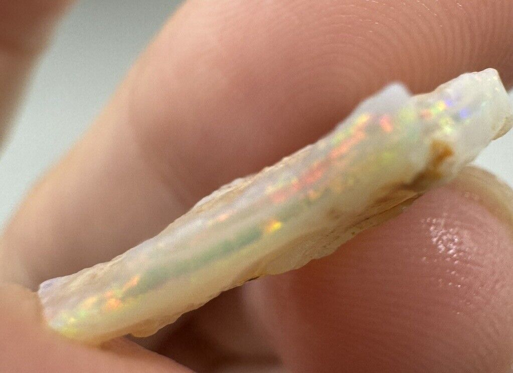 4.5 Carats Solid Rough Coober Pedy Opal Piece with Beautiful Colour
