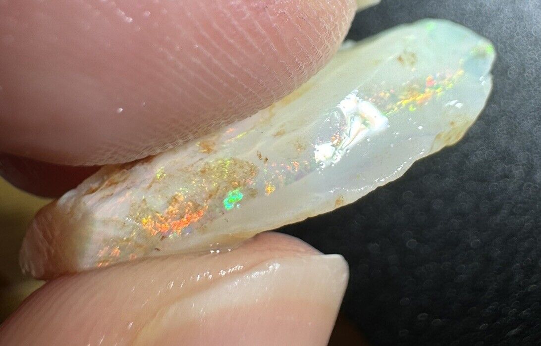 8.2 Carats Solid Rough Coober Pedy Opal Piece with Beautiful Colour