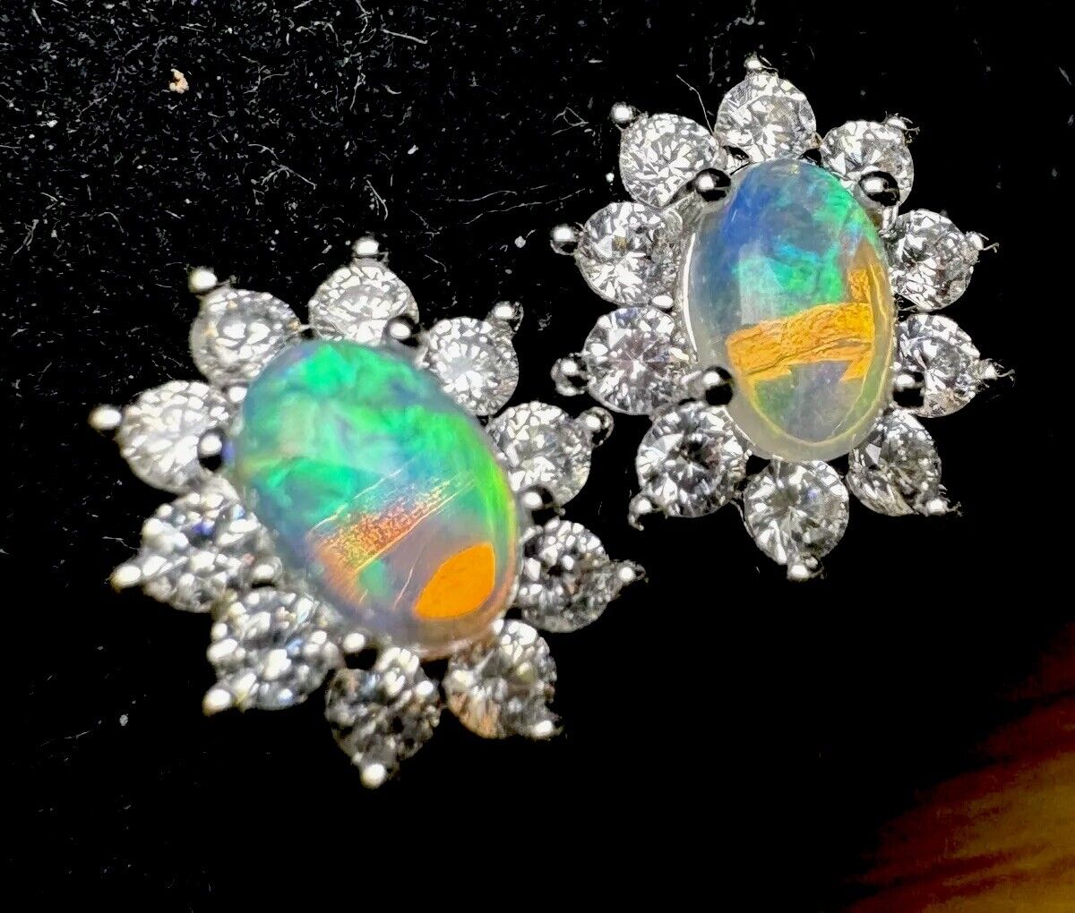 Opal Earstuds One Pair From Australia No.1