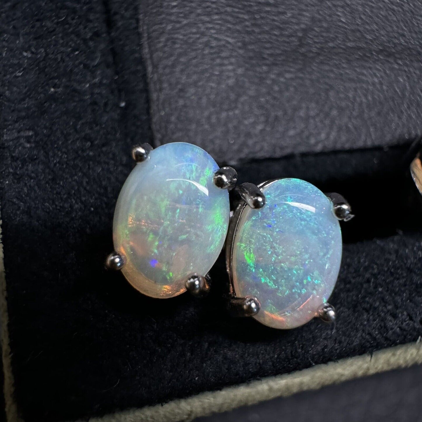 Blue opal Small Opal Earstuds Opal Pairs Piece with Beautiful Colour C1-2224