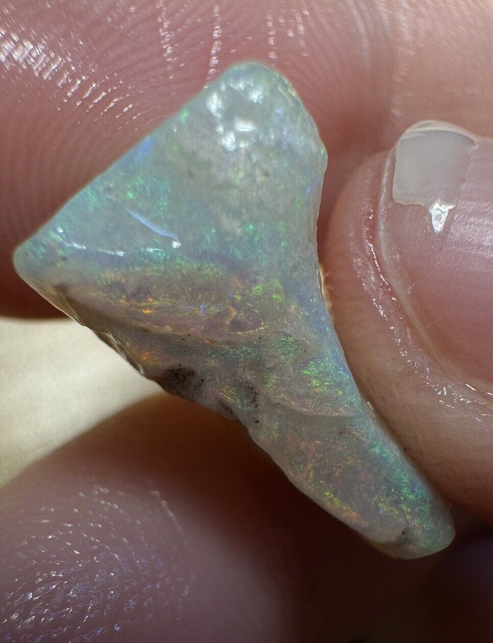 7.15Carats Solid Rough Coober Pedy Opal Piece with Beautiful Colour B1