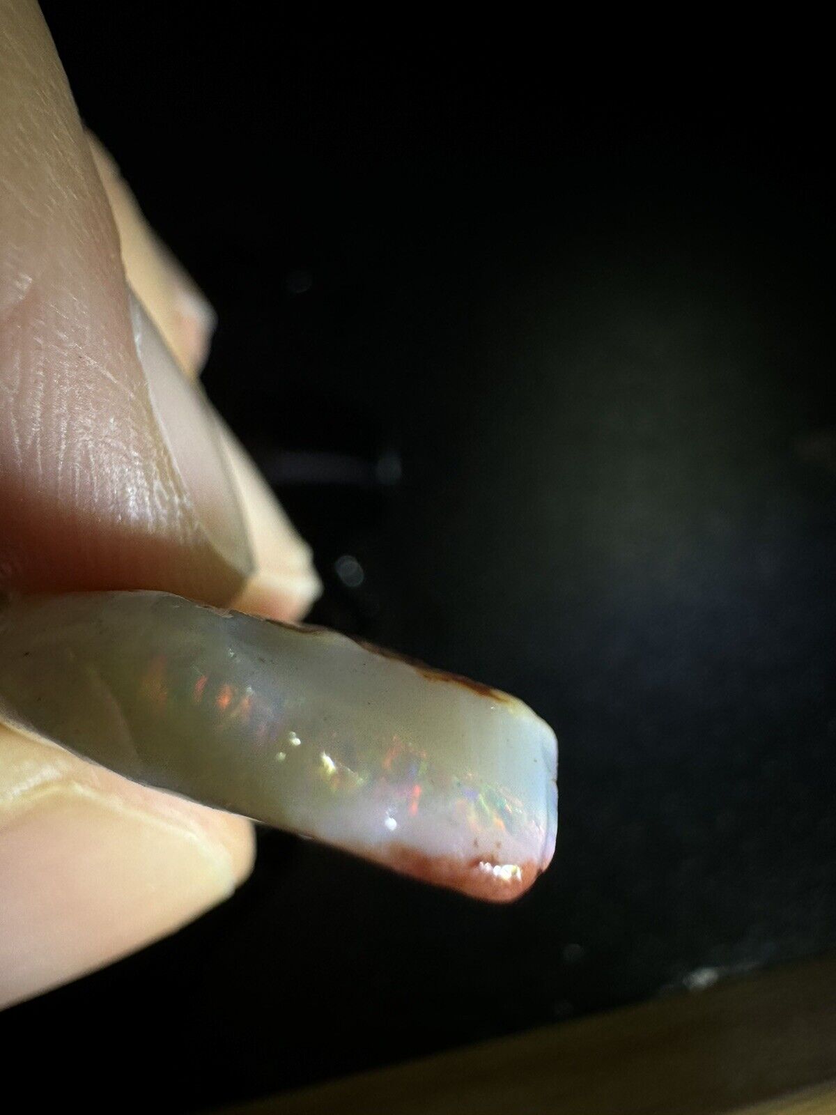 22.3 Carats Solid Rough Coober Pedy Opal Piece with Beautiful Colour B1