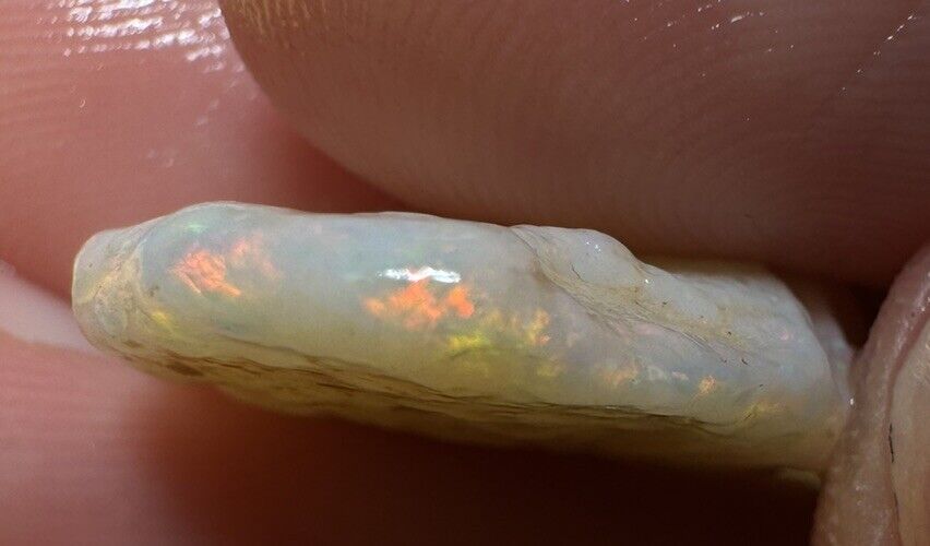 10 Carats Solid Rough Coober Pedy Opal Piece with Beautiful Colour C1