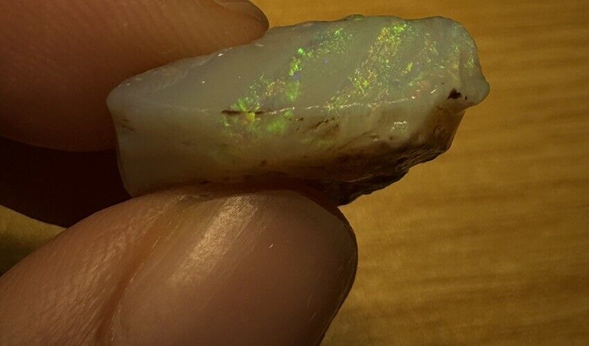 10 Carats Solid Rough Coober Pedy Opal Piece with Beautiful Colour B1