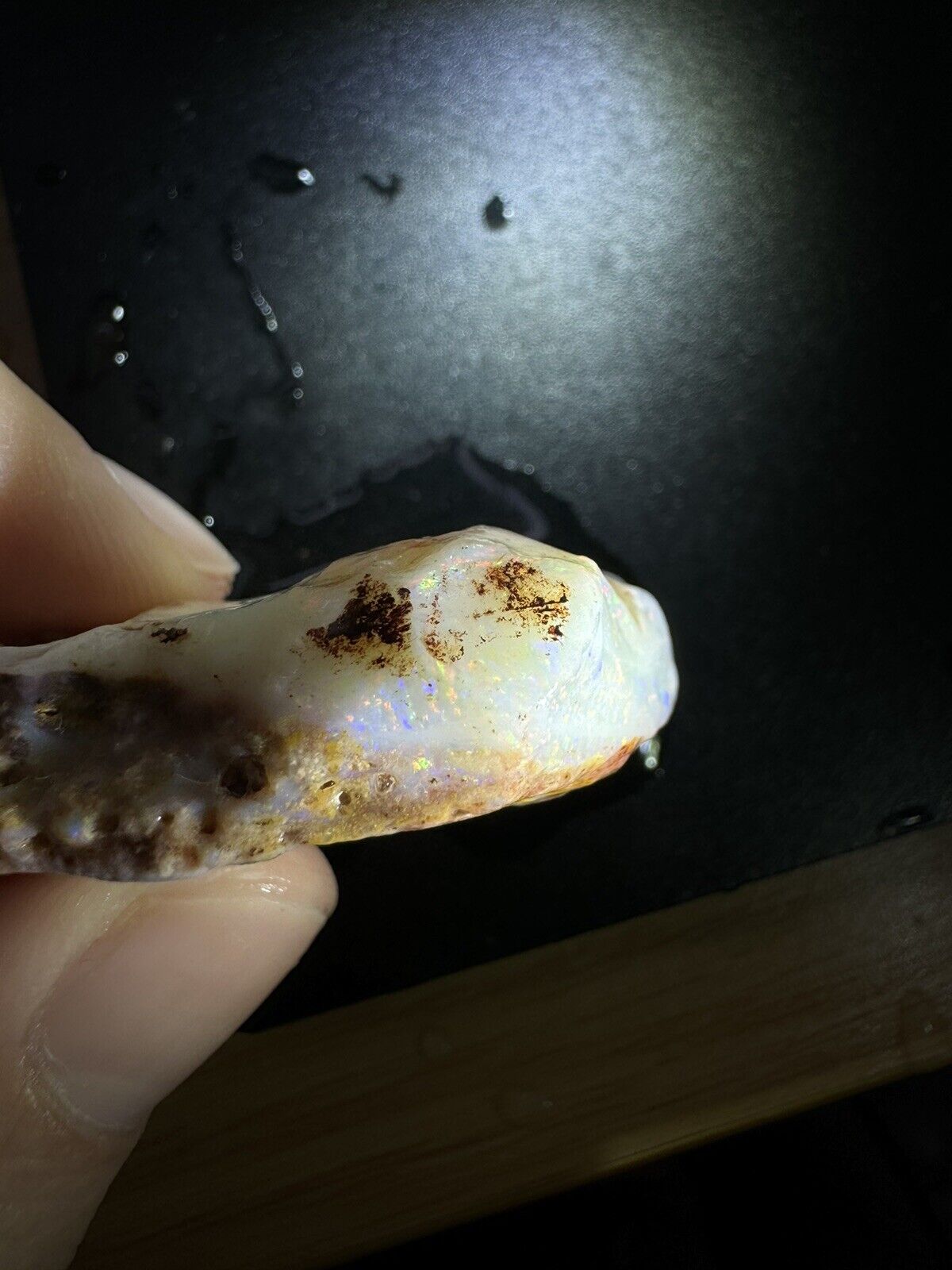 87.4 Carats Solid Rough Coober Pedy Opal Piece with Beautiful Colour B1