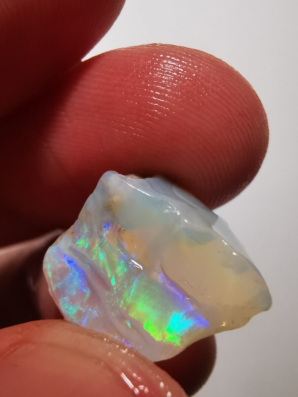 Opal rough Coober Pedy 5.7ct B1 Piece with Beautiful Colour