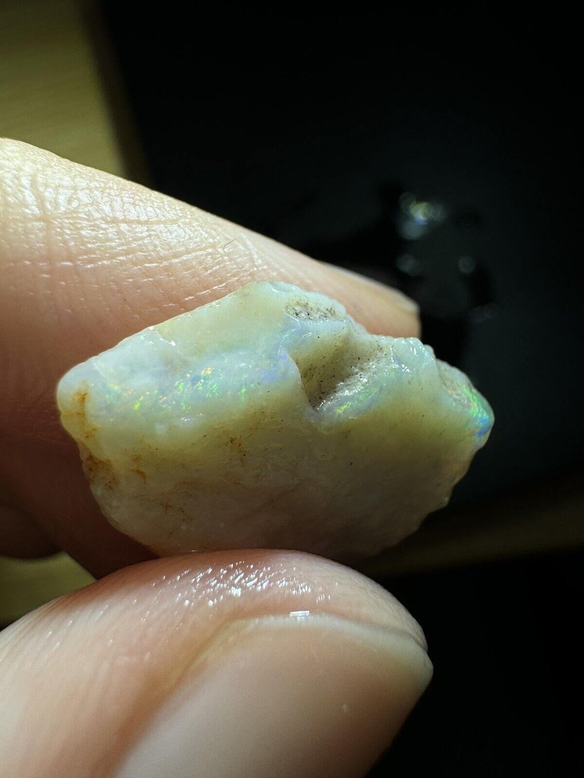 8.3 Carats Solid Rough Coober Pedy Opal Piece with Beautiful Colour MayT