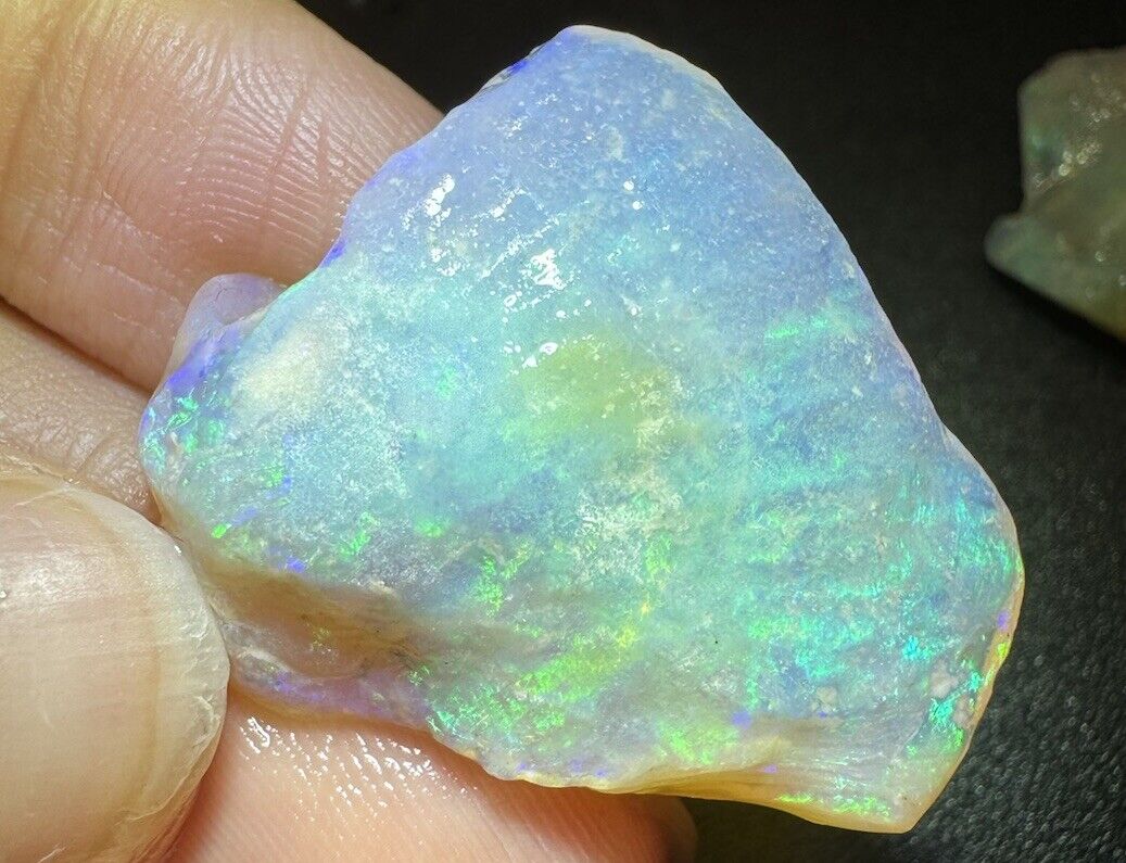 18.3 Carats Solid Rough Coober Pedy Opal Piece with Beautiful Colour,scallop