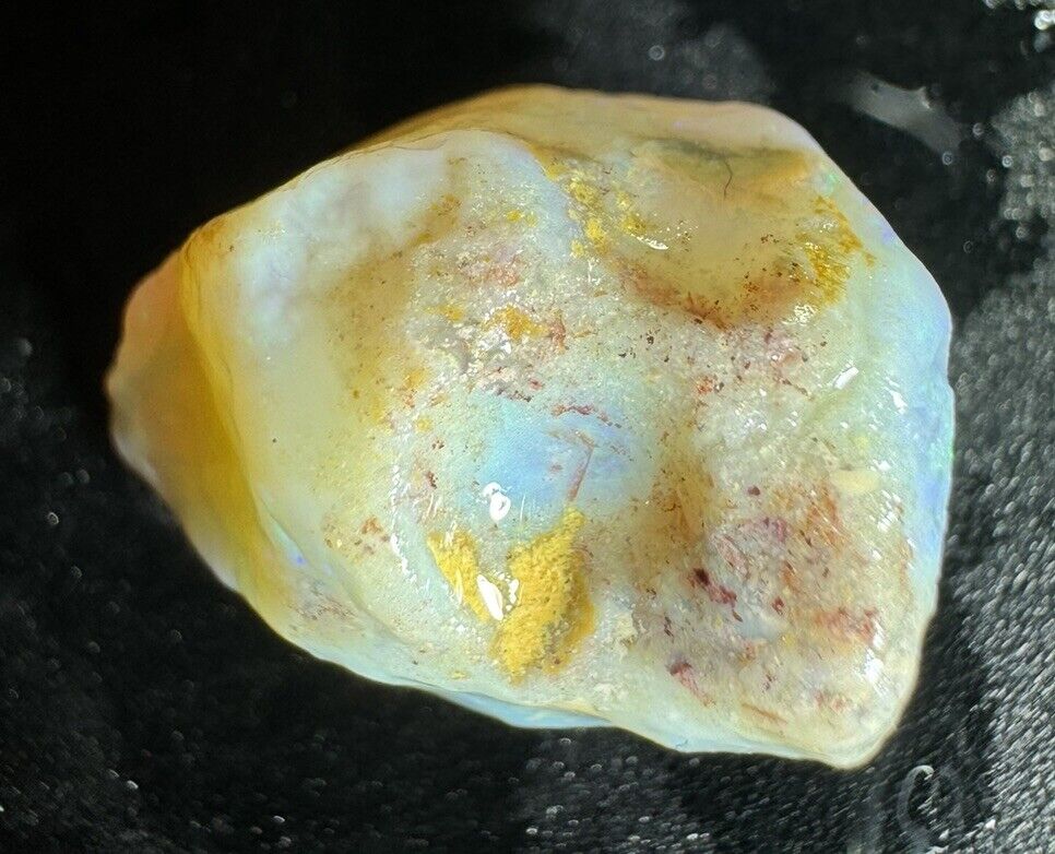 9.65 Carats Solid Rough Coober Pedy Opal Piece with Beautiful Colour B1