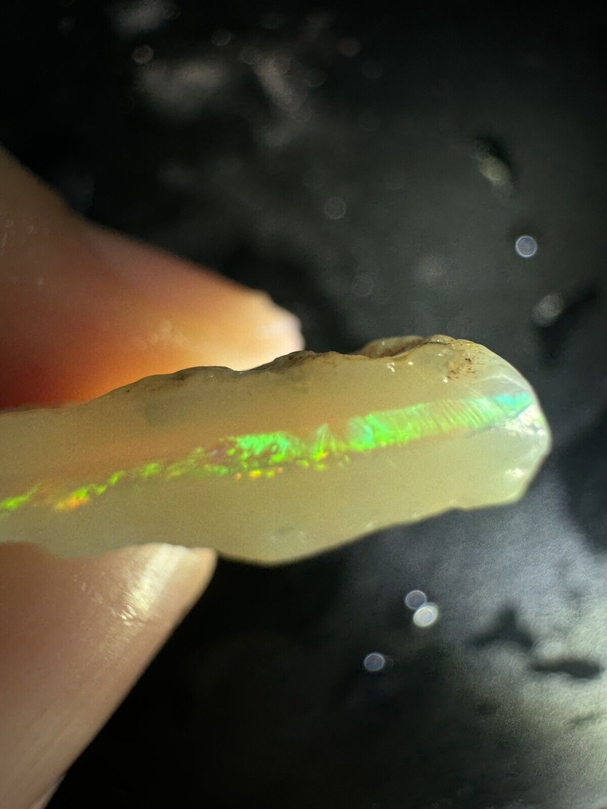 6.6 Carats Solid Rough Coober Pedy Opal Piece with Beautiful Colour B1