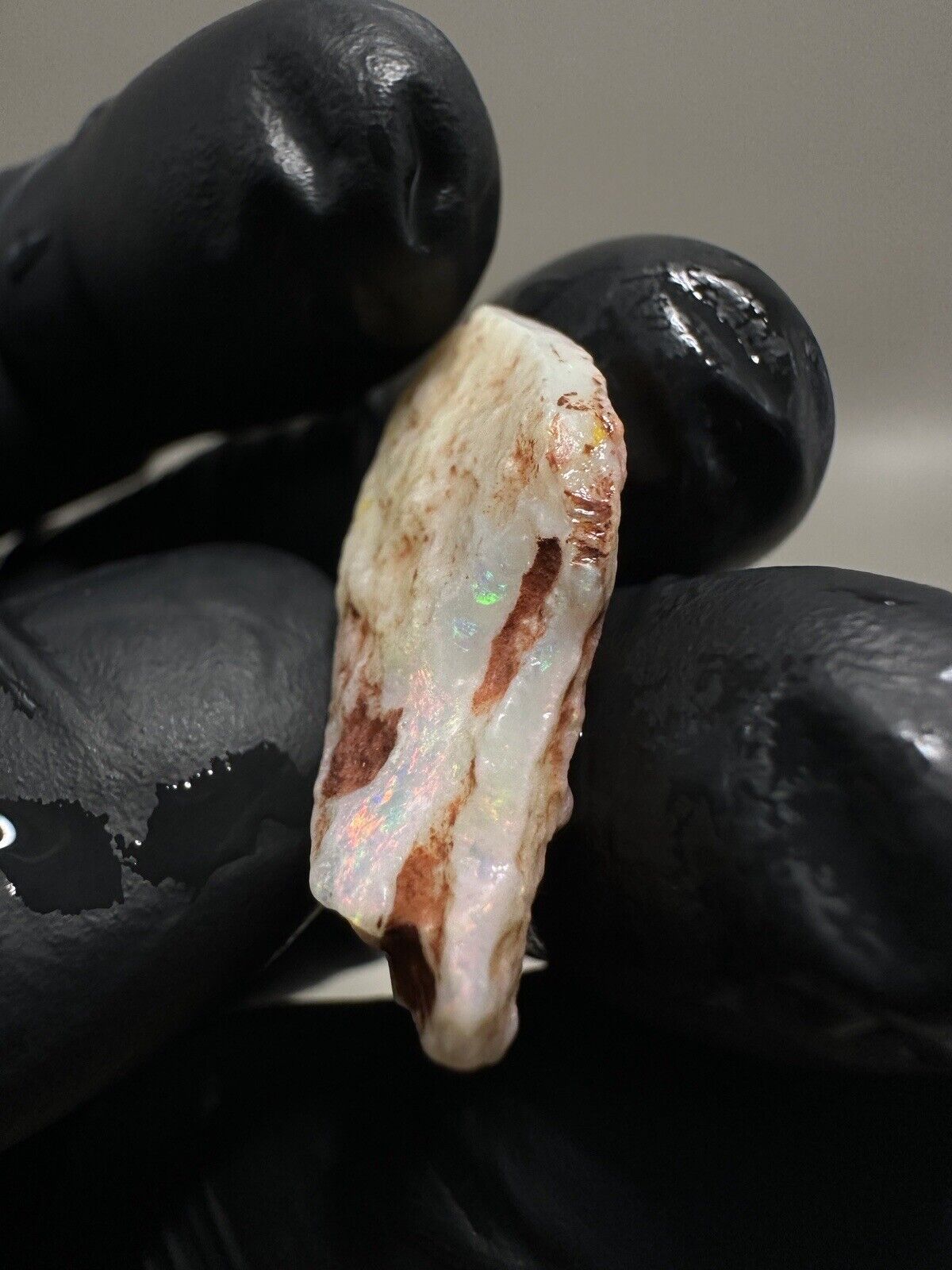 13.9 Carats Solid Rough Coober Pedy Crystal Opal Piece with Beautiful Colour