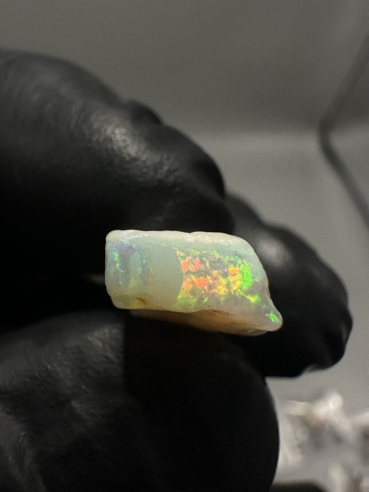 7.05 Carats Solid Rough Coober Pedy Crystal Opal with Beautiful Colour