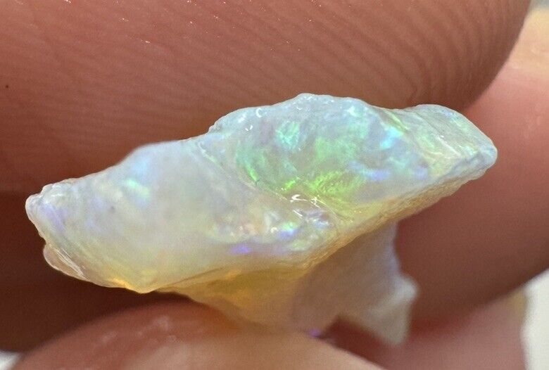 5.3 Carats Solid Rough Coober Pedy Opal Piece with Beautiful Colour