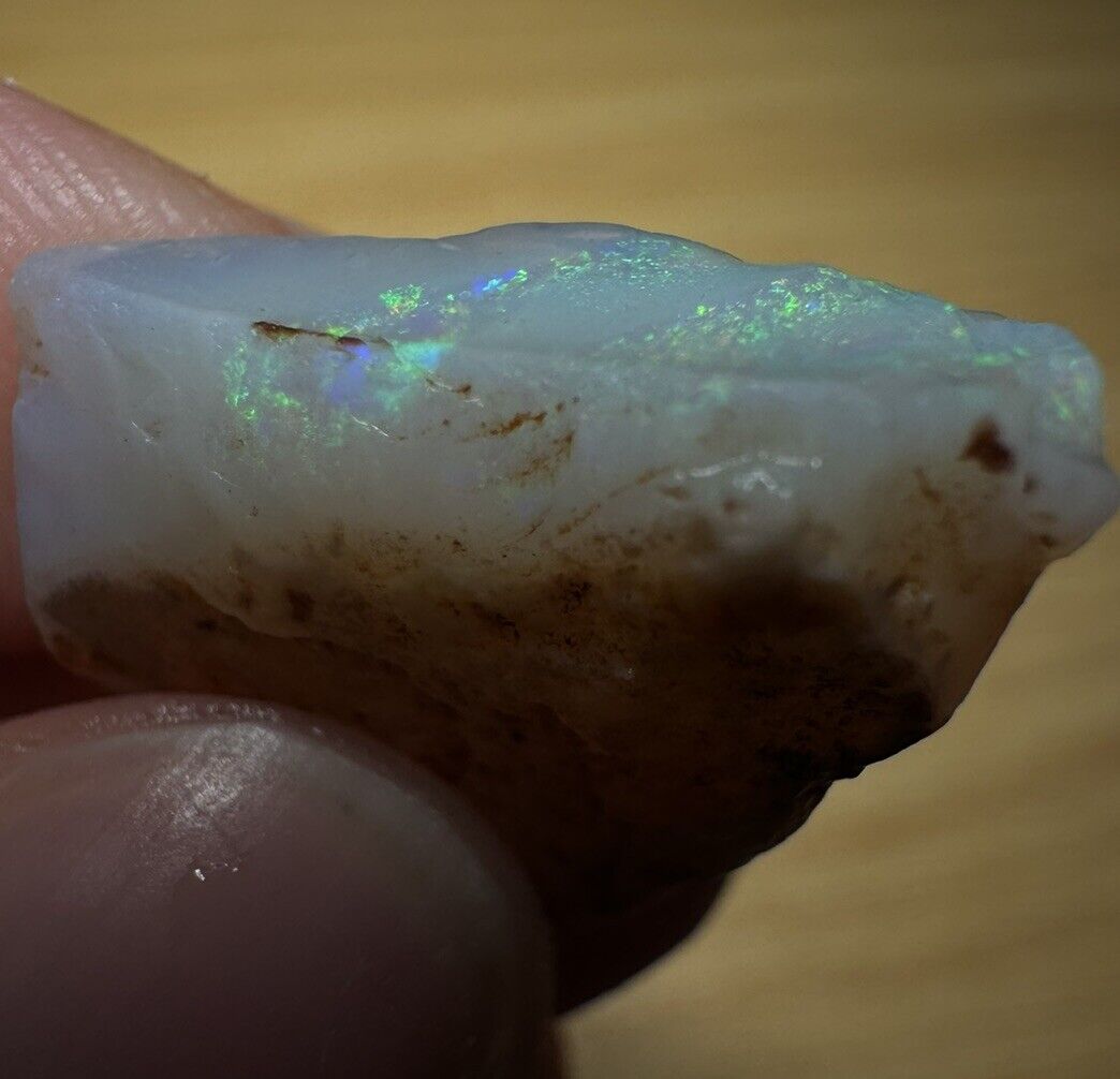 10 Carats Solid Rough Coober Pedy Opal Piece with Beautiful Colour B1