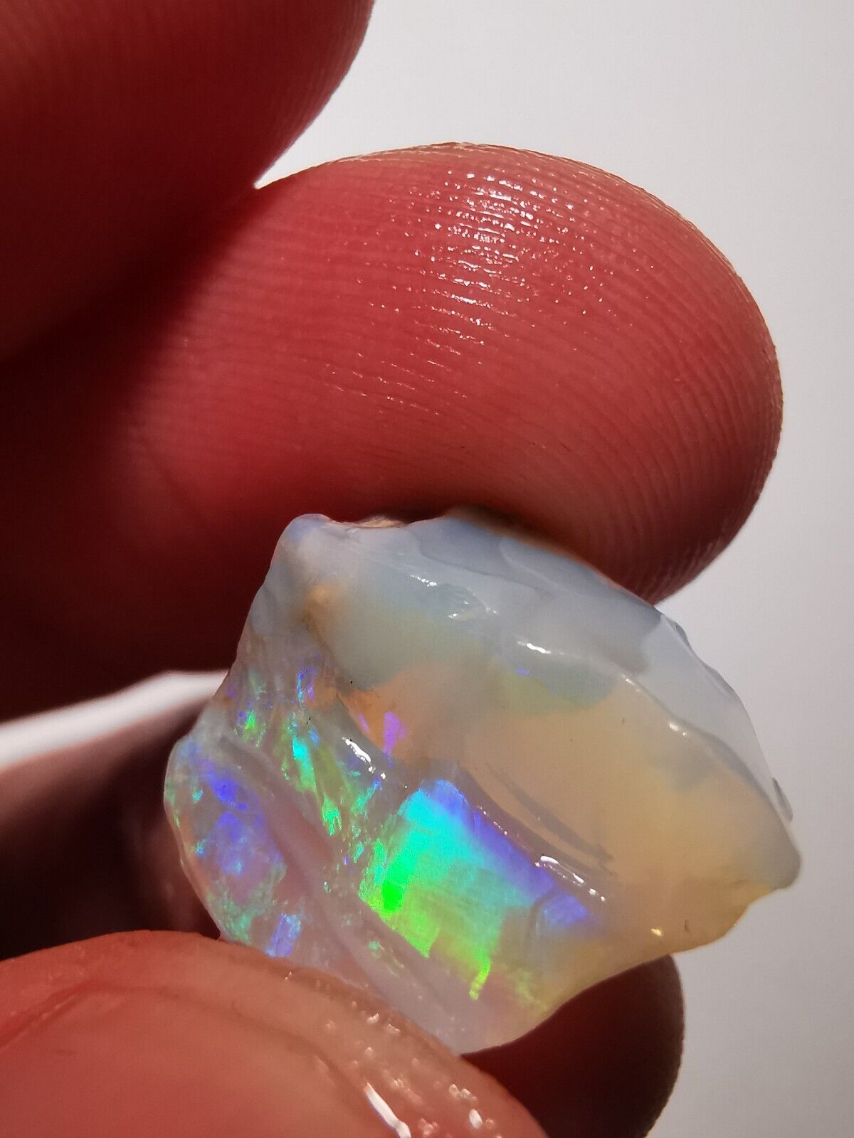 Opal rough Coober Pedy 5.7ct B1 Piece with Beautiful Colour