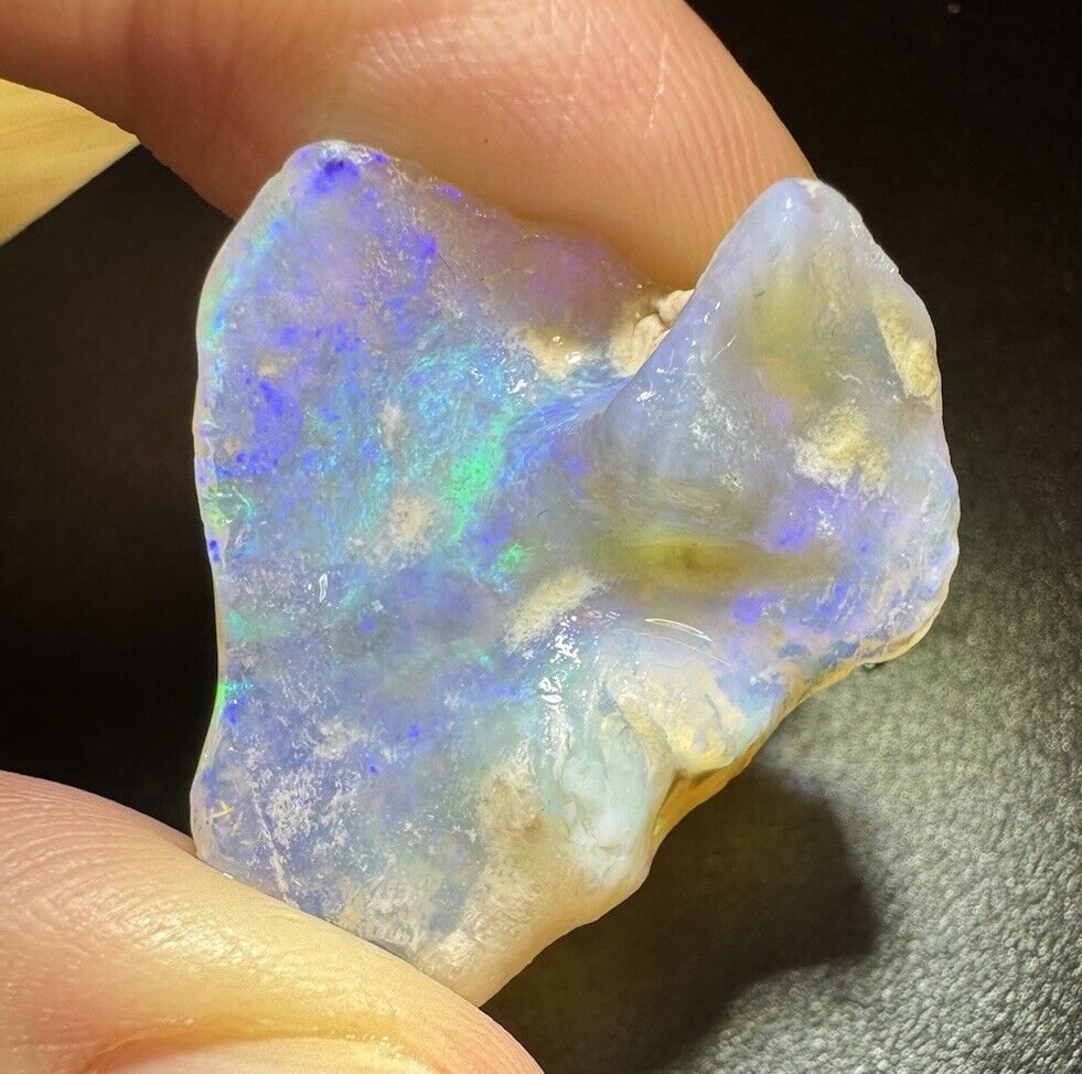 18.3 Carats Solid Rough Coober Pedy Opal Piece with Beautiful Colour,scallop