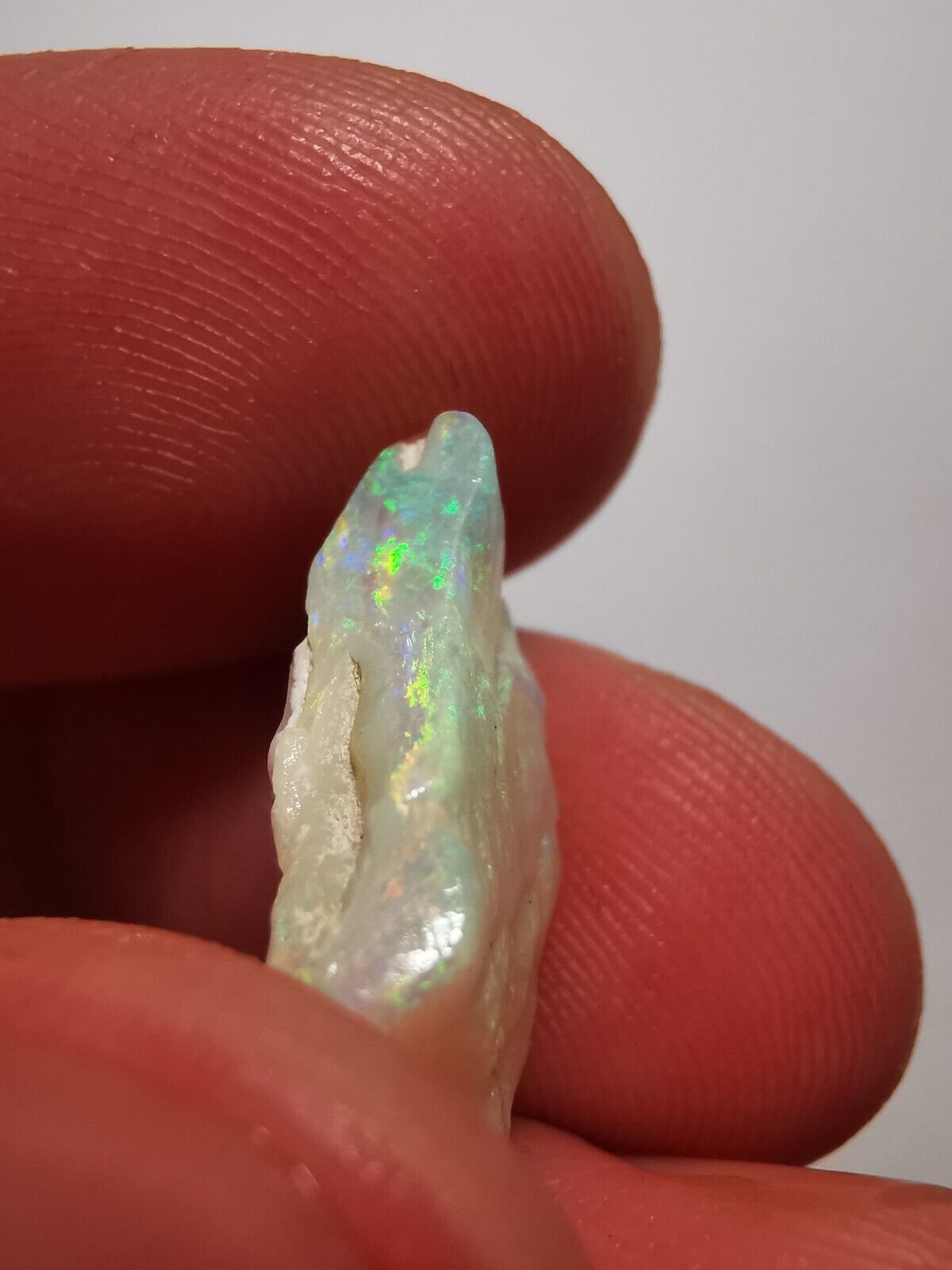 Opal rough Coober Pedy 4ct B1 Piece with Beautiful Colour