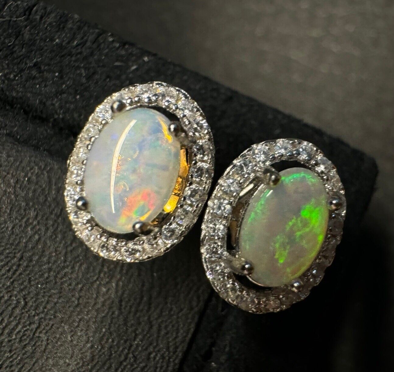 Earstuds Opal Pairs with Beautiful Colour C1-2220