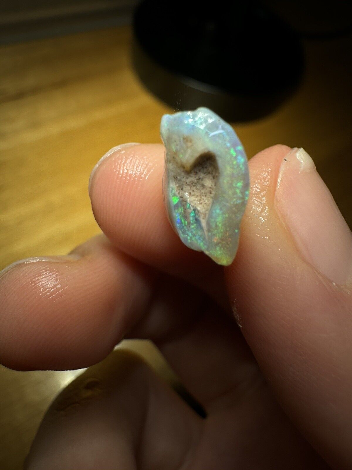 6.9 Carats Solid Rough Coober Pedy Opal Piece with Beautiful Colour B1 shell