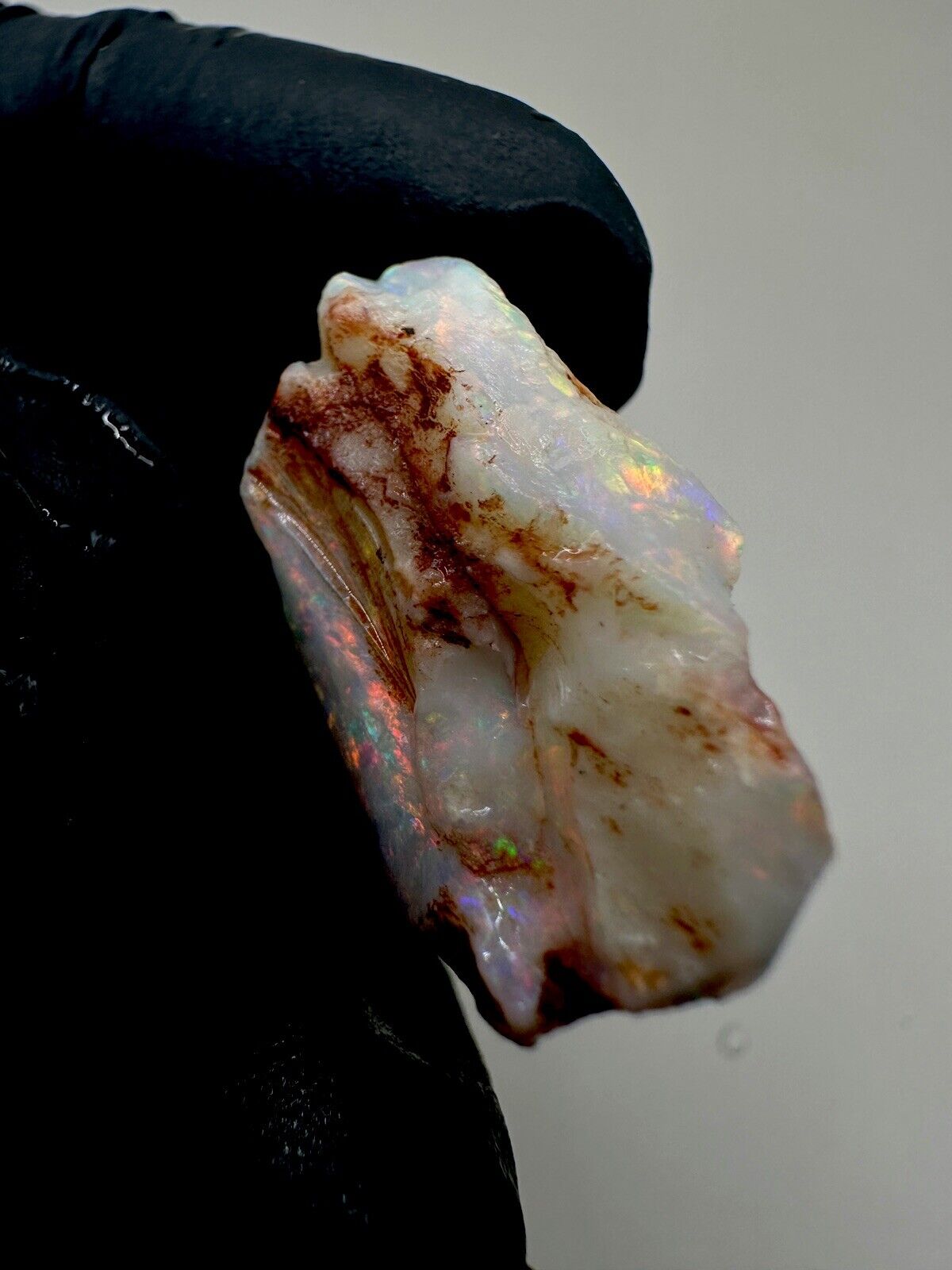 17.7 Carats Solid Rough Coober Pedy Crystal Opal Piece with Beautiful Colour
