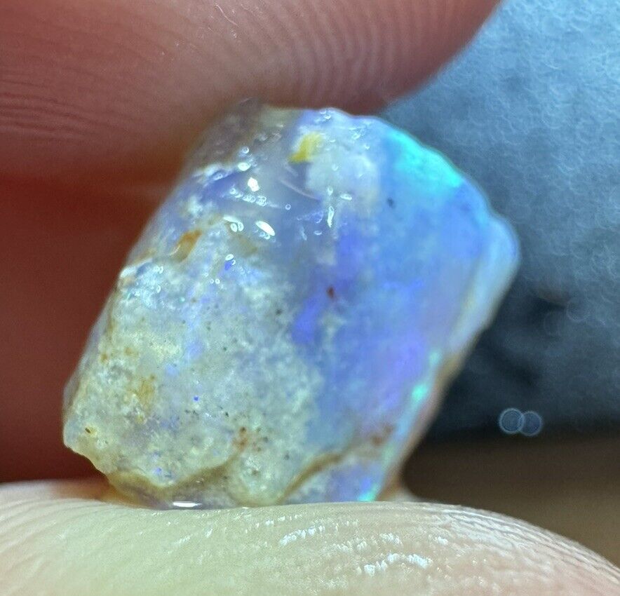 3.7 Carats Solid Rough Coober Pedy Opal Piece with Beautiful Colour