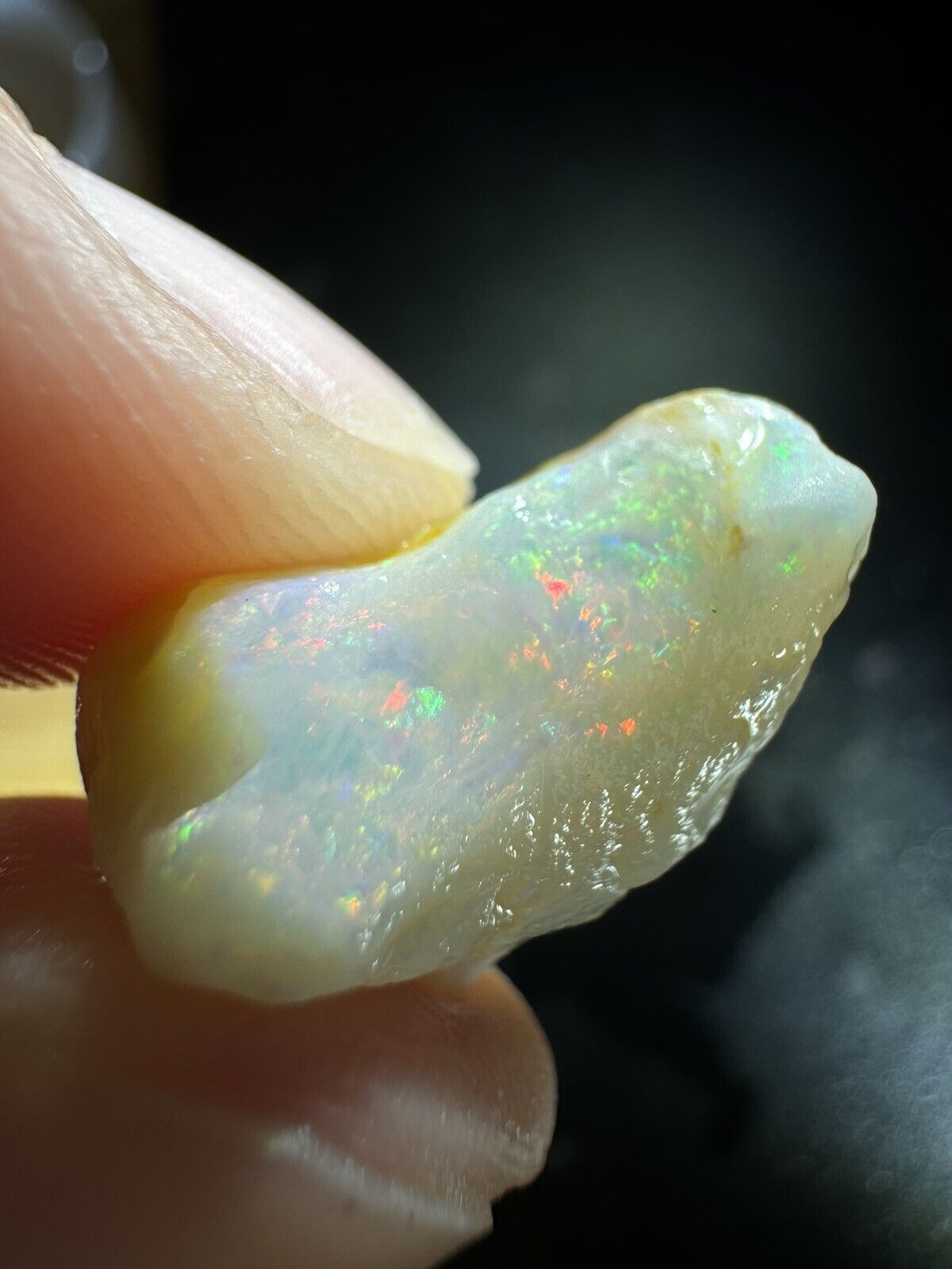 7.7 Carats Solid Rough Coober Pedy Opal Piece with Beautiful Colour B1