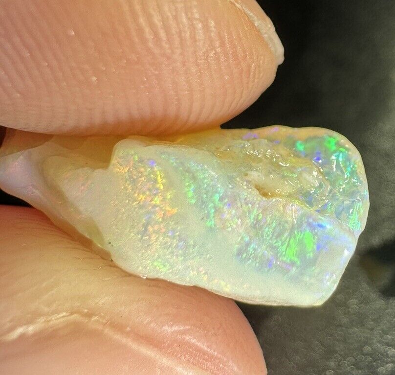 6.4 Carats Solid Rough Coober Pedy Opal Piece with Beautiful Colour B1