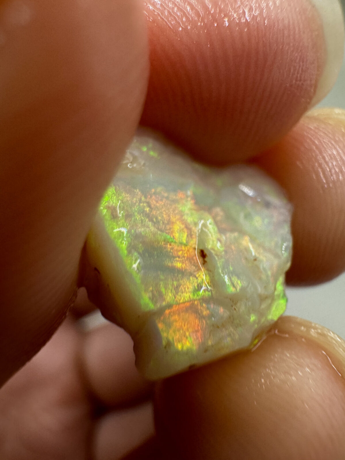 4.7 Carats Solid Rough Coober Pedy Opal Piece with Beautiful Colour