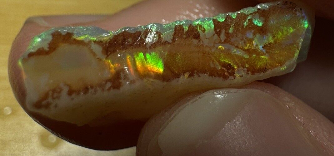 6.4 Carats Solid Rough Coober Pedy Opal Piece with Beautiful Colour C1