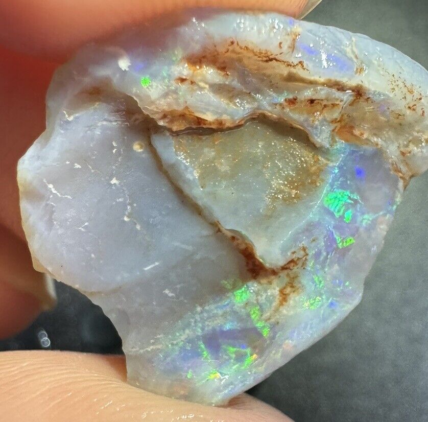 14.1 Carats Solid Rough Coober Pedy Opal Piece with Beautiful Colour