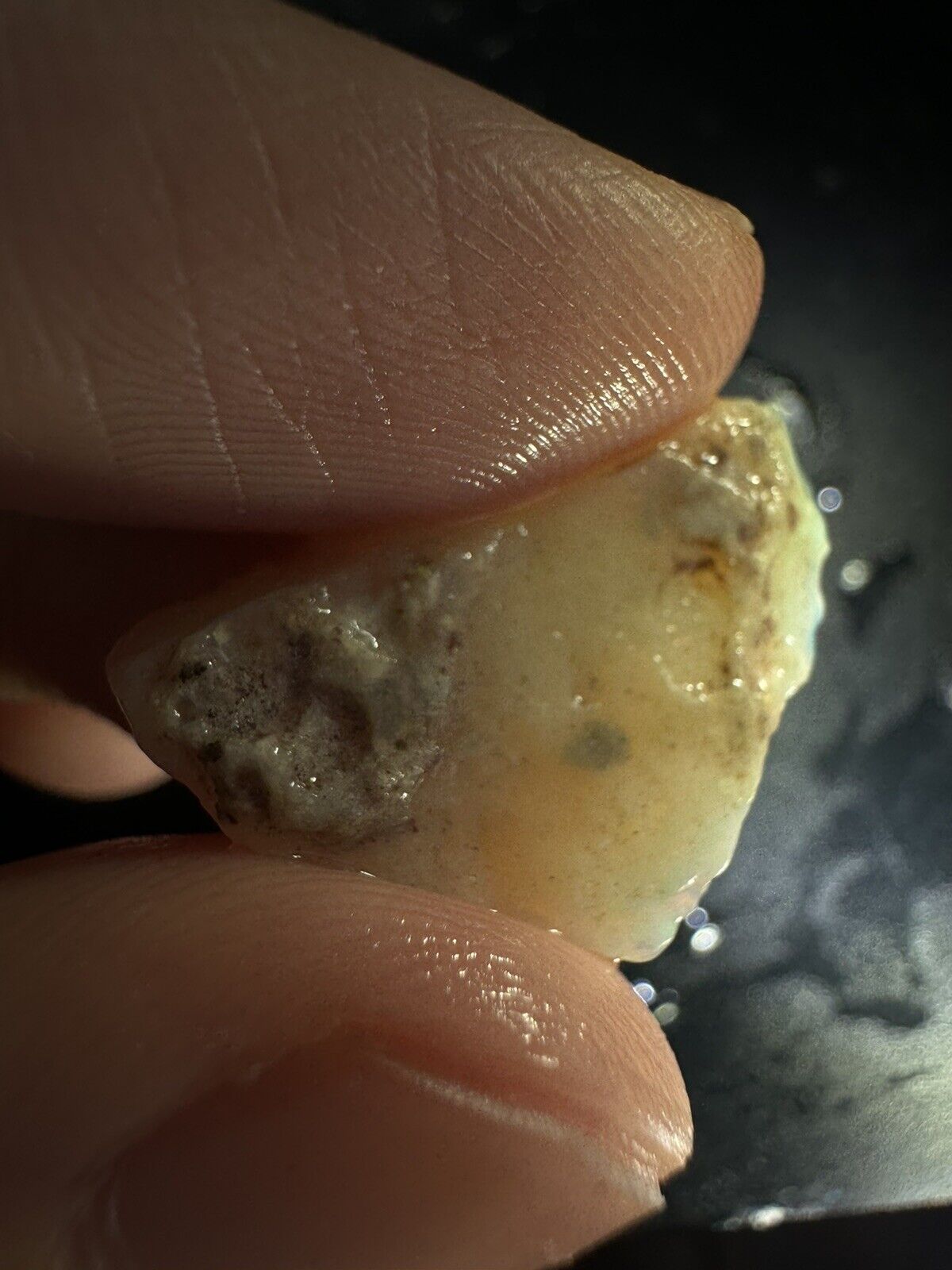 6.6 Carats Solid Rough Coober Pedy Opal Piece with Beautiful Colour B1