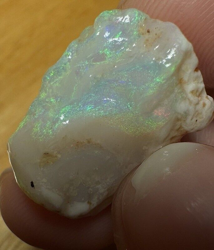 15.8 Carats Solid Rough Coober Pedy Opal Piece with Beautiful Colour B1 shell