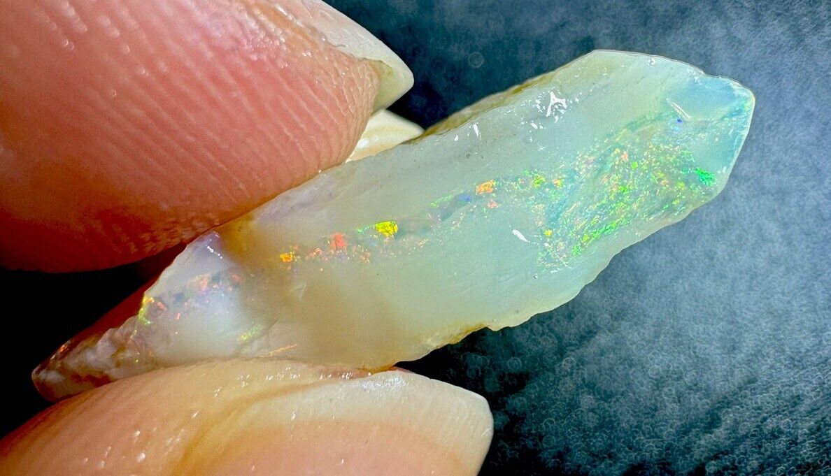 8.2 Carats Solid Rough Coober Pedy Opal Piece with Beautiful Colour