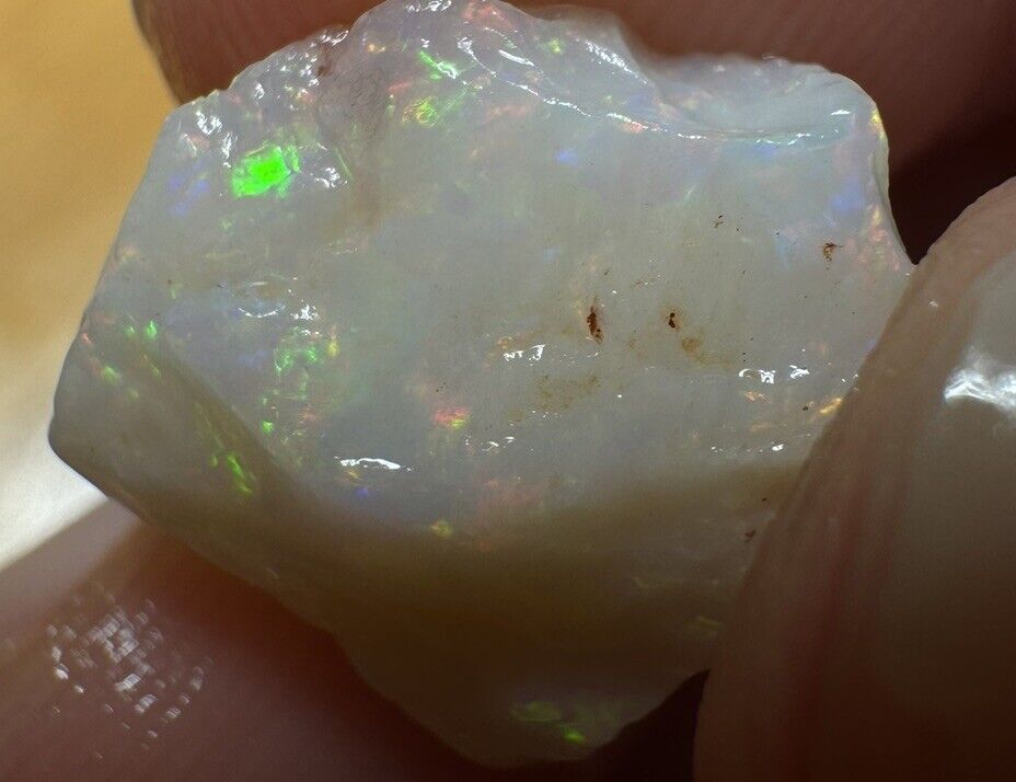 5.6 Carats Solid Rough Coober Pedy Opal Piece with Beautiful Colour B1 shell