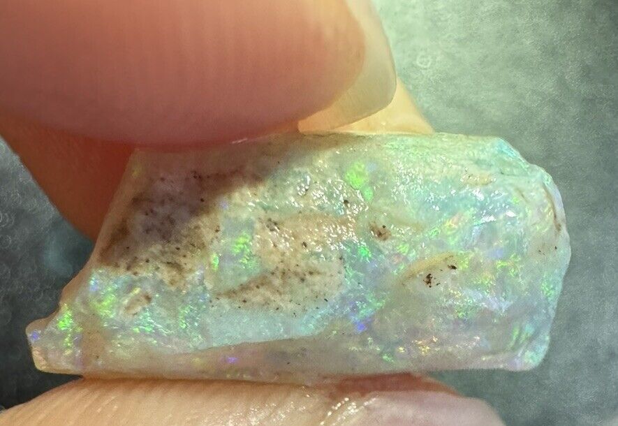 6Carats Solid Rough Coober Pedy Opal Piece with Beautiful Colour