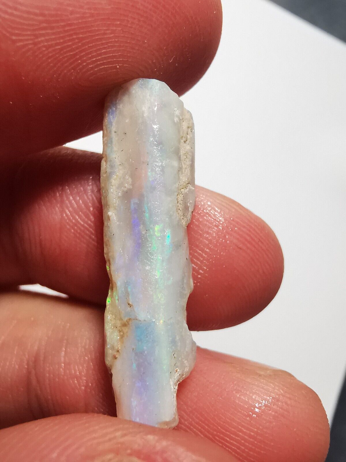 Coober Pedy Opal rough pipe 9.8ct with Beautiful Colour B1
